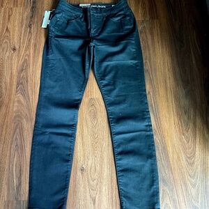 Calvin Klein Size 10x32 Infinite Black Jeans, Brand New!